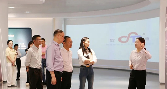 丽水市委社工部调研918博天堂集团两新党建事情